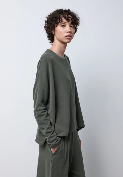 Maglia svasata girocollo in caldo cotone — FOREST