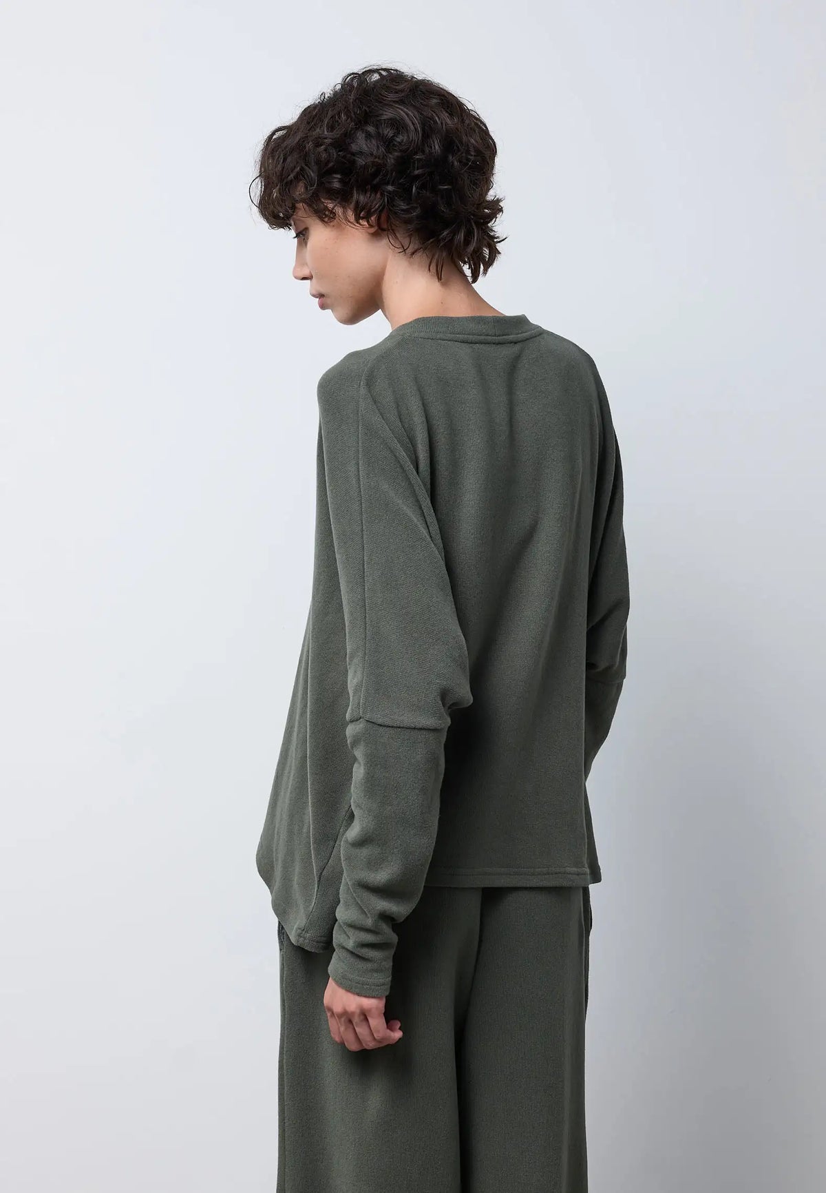 Maglia svasata girocollo in caldo cotone — FOREST
