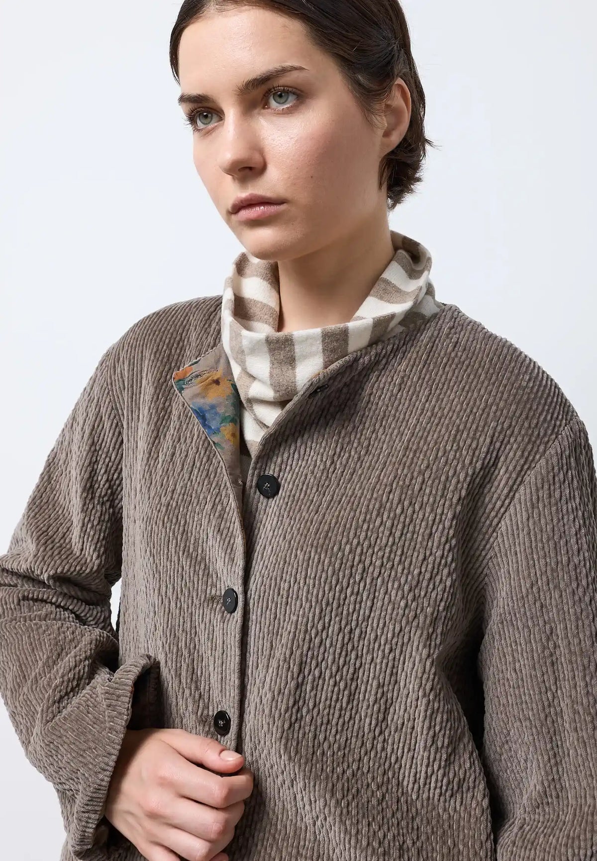 Giacca girocollo con tasche — TWIG