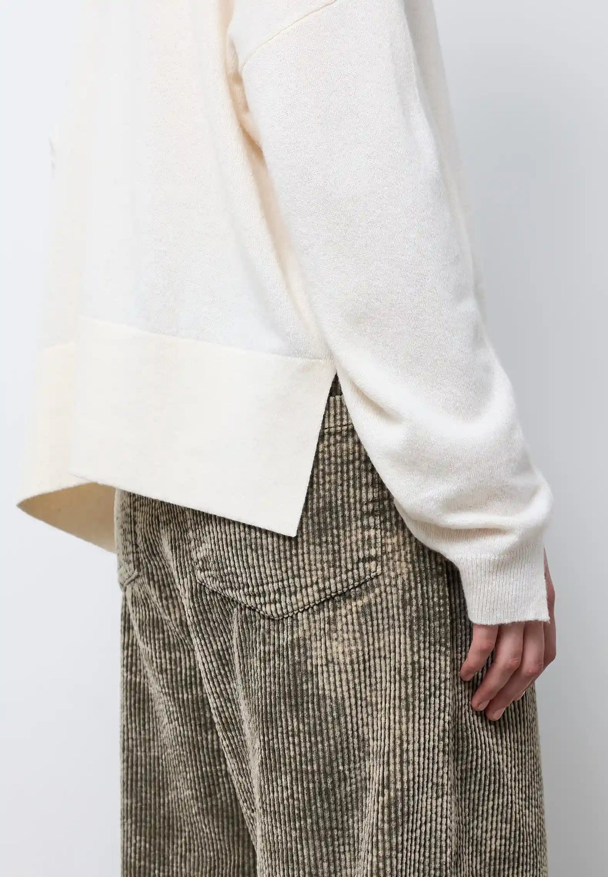Maglia con tasca — NATURALE