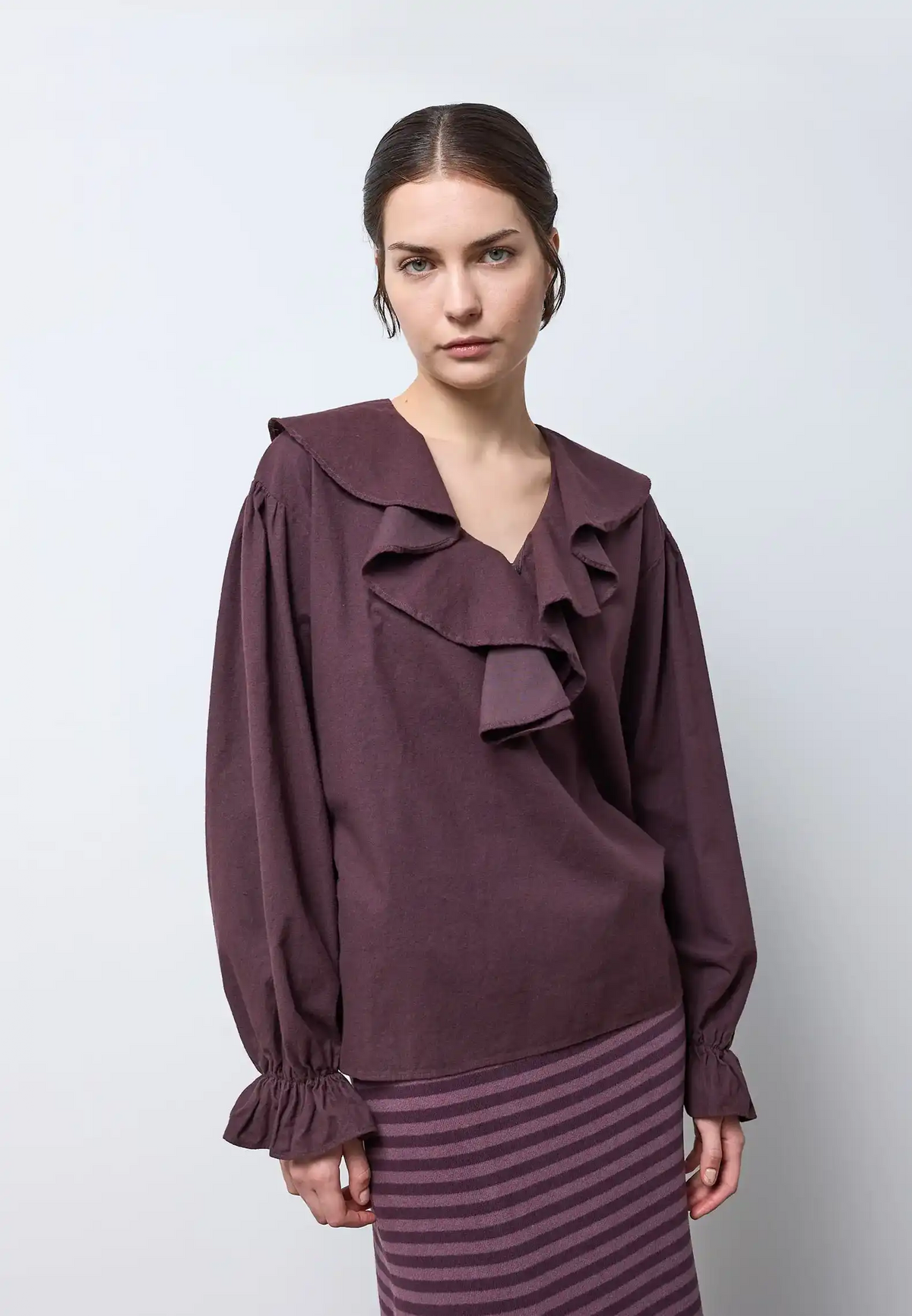 Blusa con collo a balza — FIG