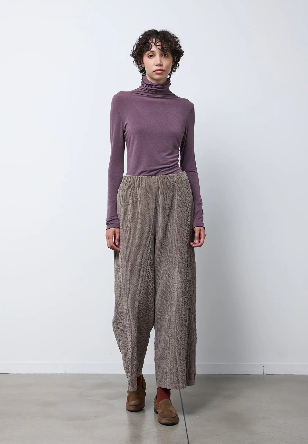 Pantalone largo con elastico in vita — TWIG