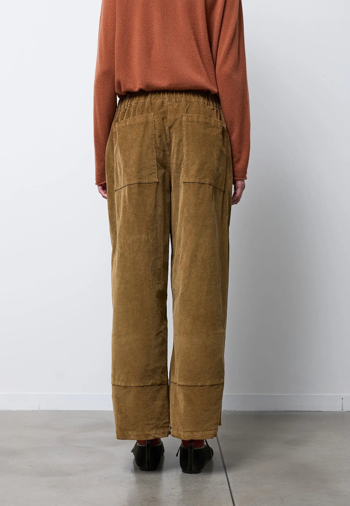 Pantalone con orlo alto — DRY