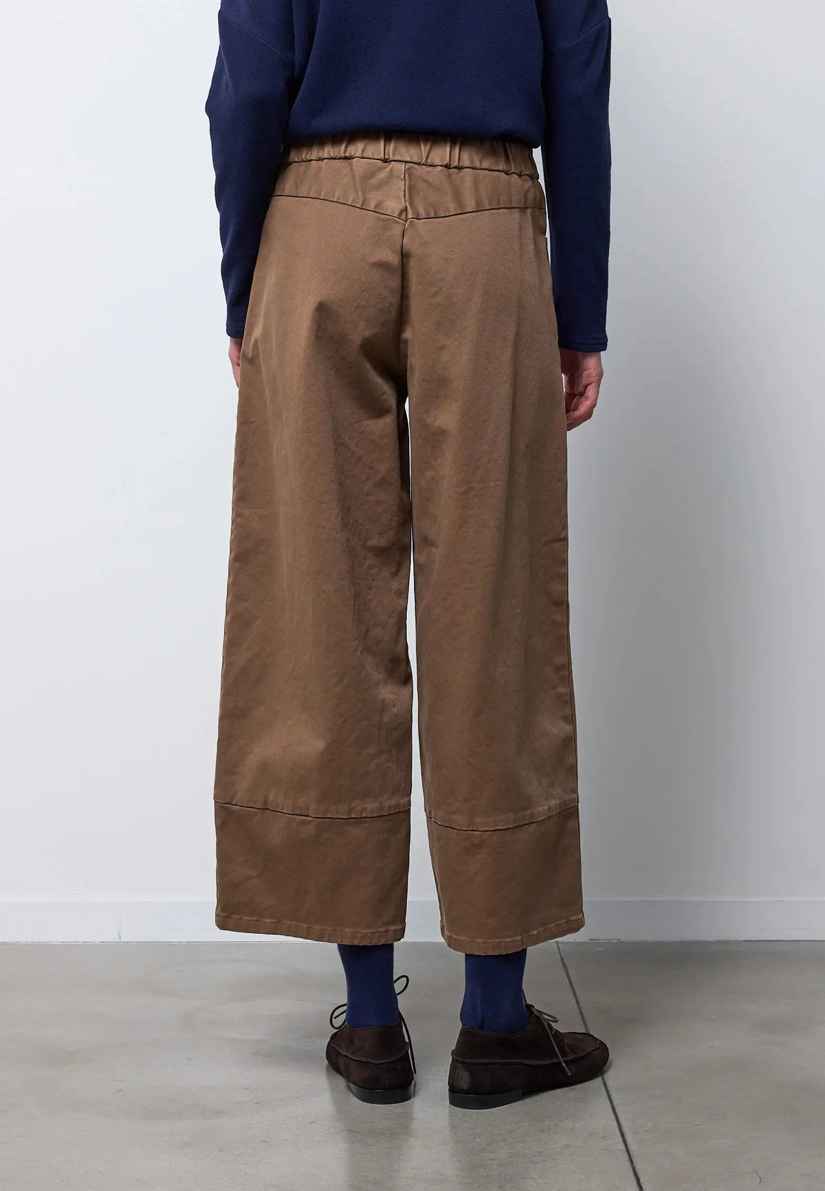 Pantalone barrel con taglio nel fondo — LAND