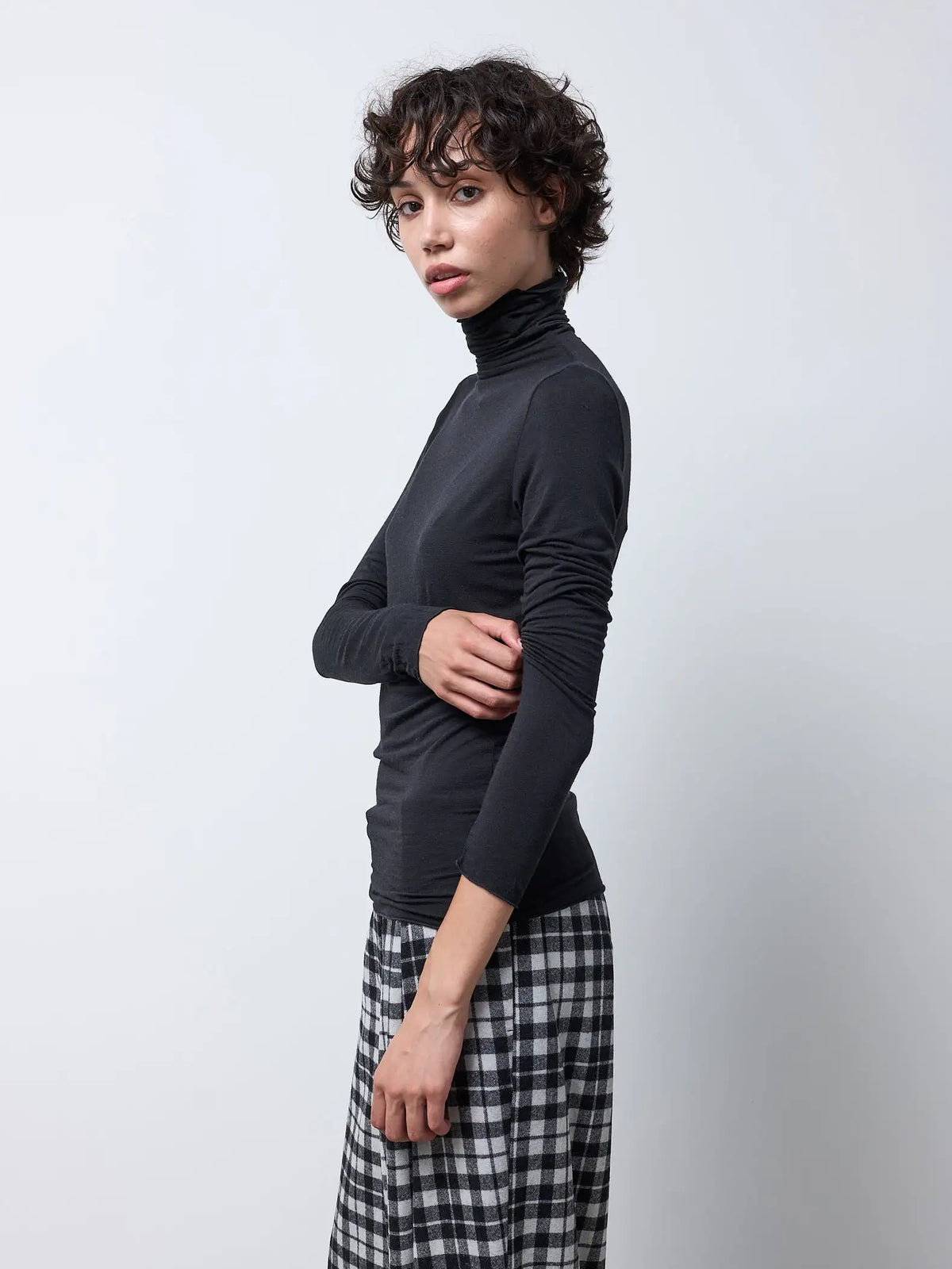 Maglia collo alto manica lunga — NERO