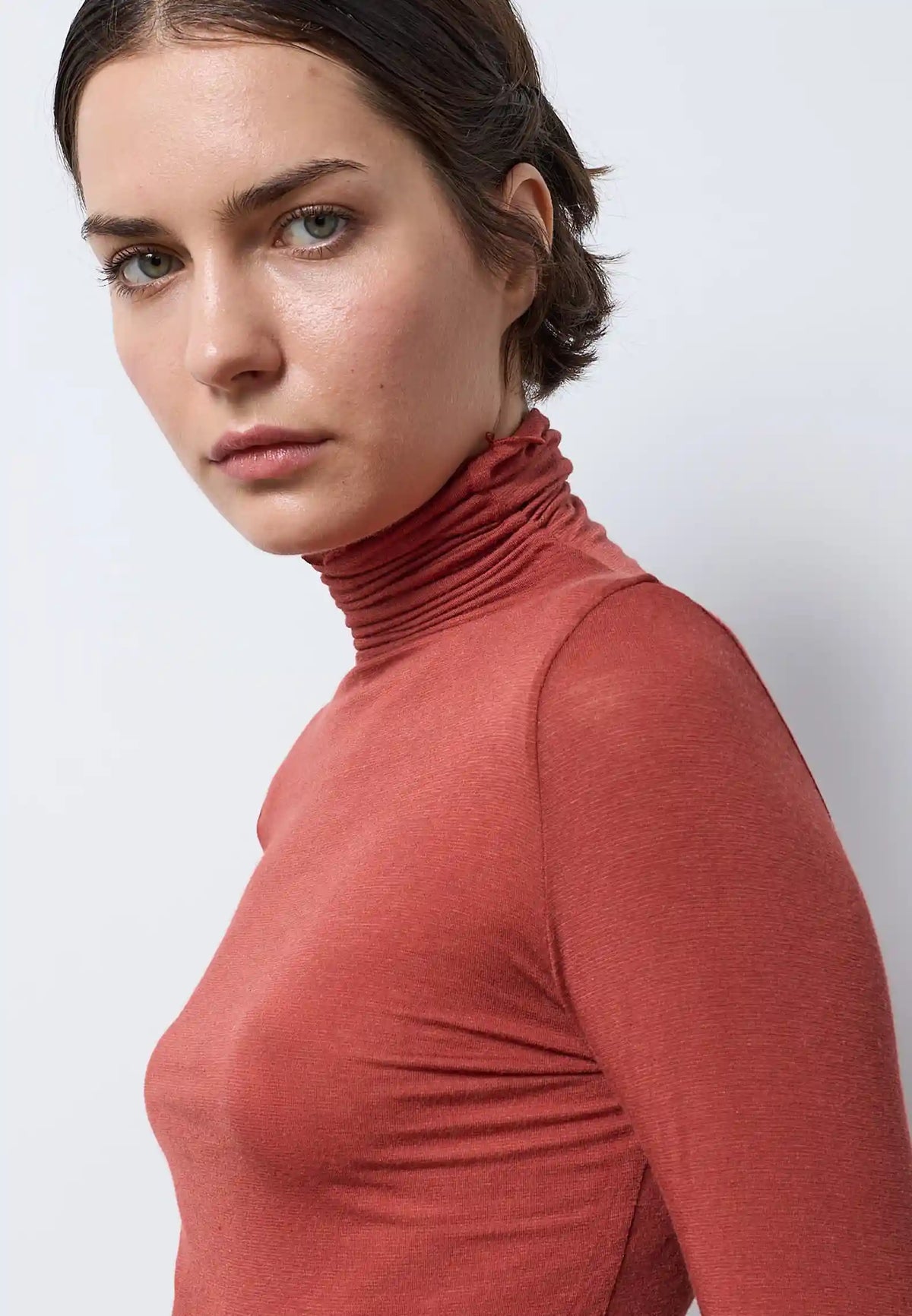 Maglia collo alto manica lunga — ROSSO