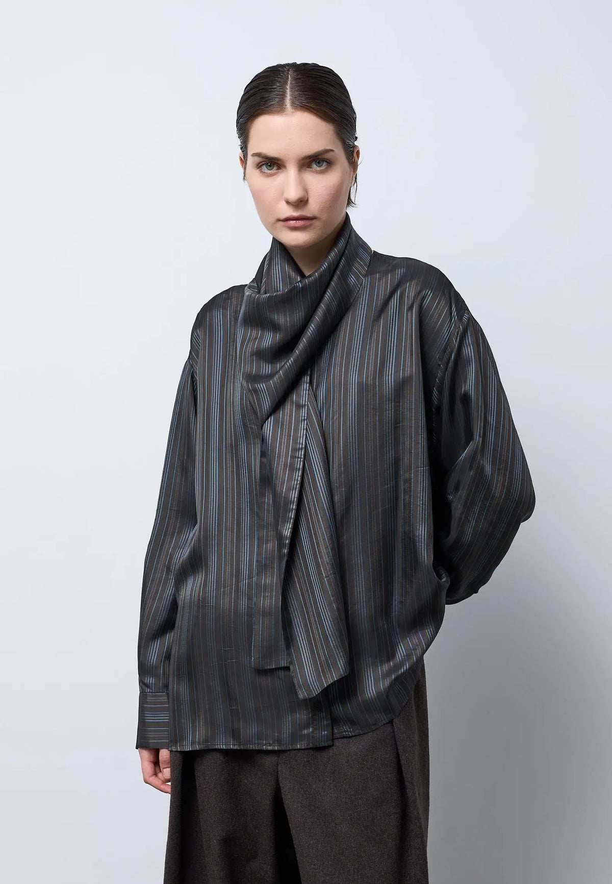 Camicia motivo sciarpa — FODERA RIGATA