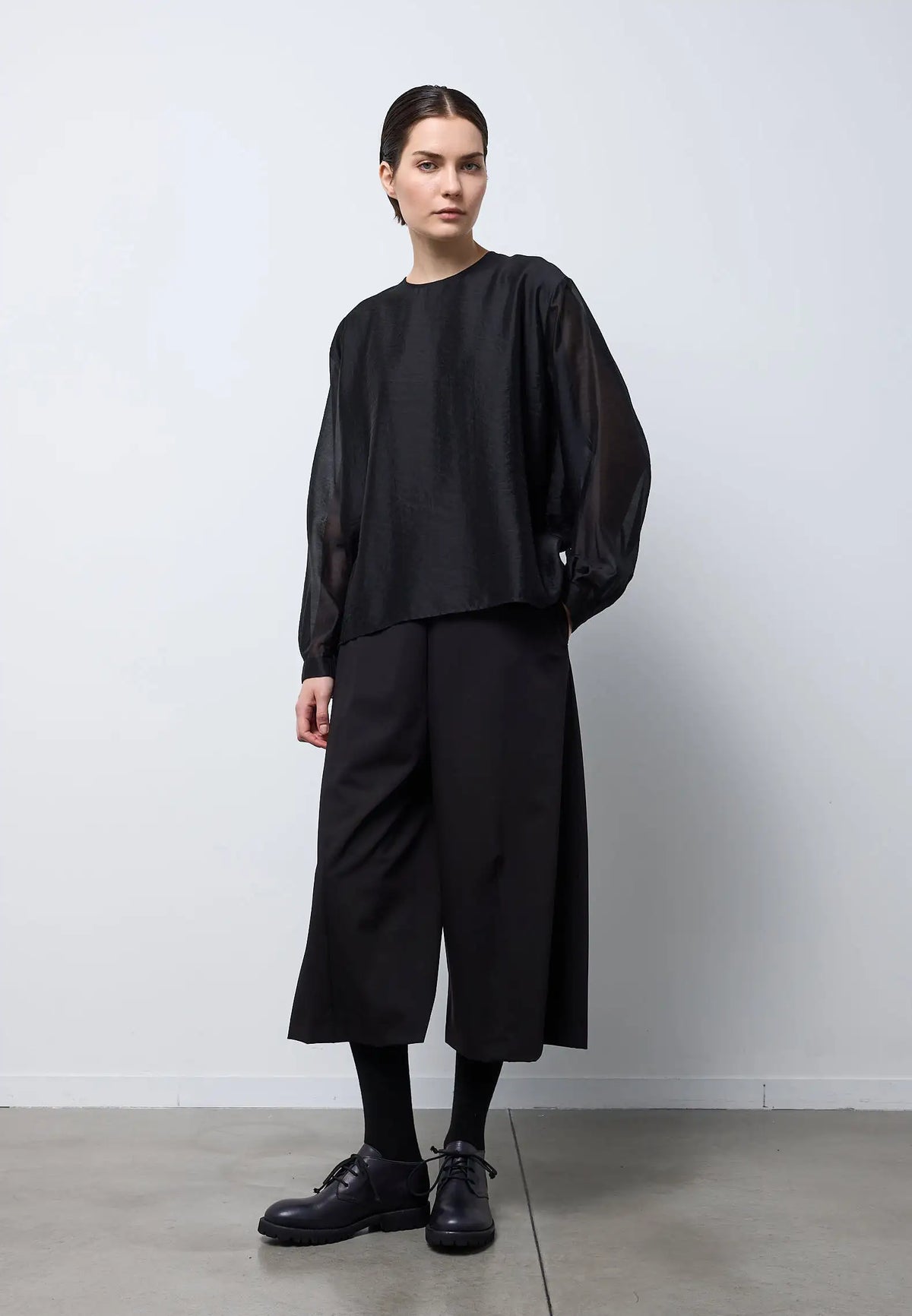 Blusa girocollo — NERO