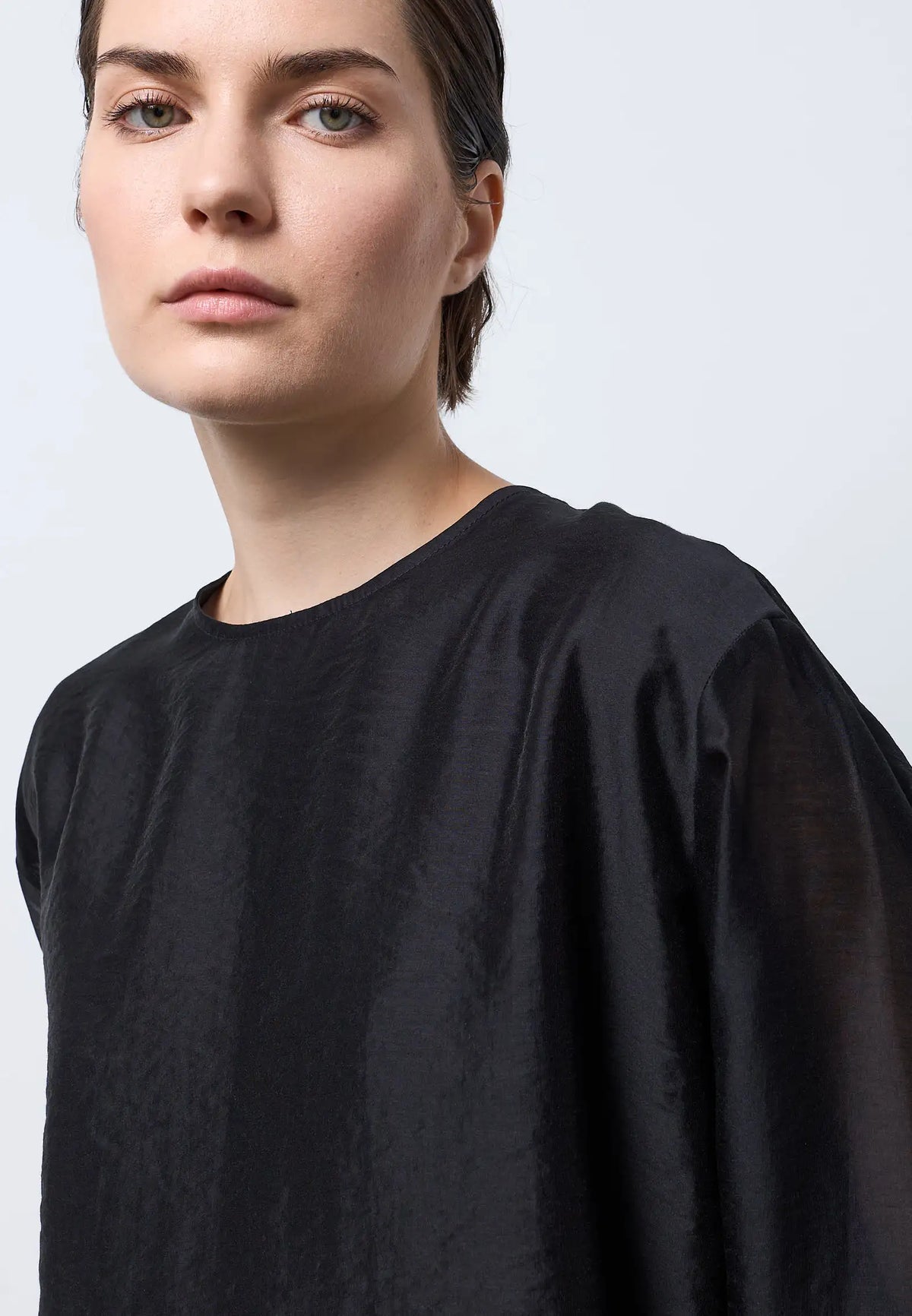 Blusa girocollo — NERO