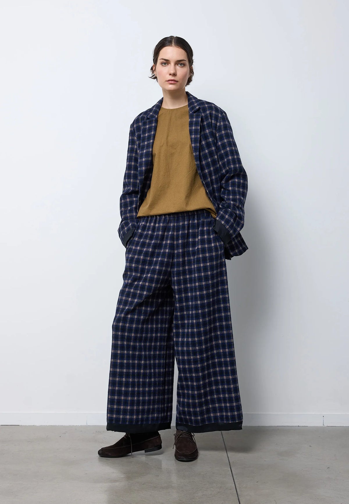 Look 10